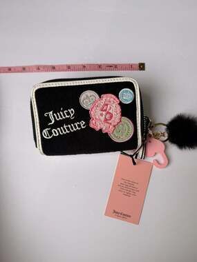Juicy Couture Girl Rule Medium Double Zip Around Wallet in Liquorice Black